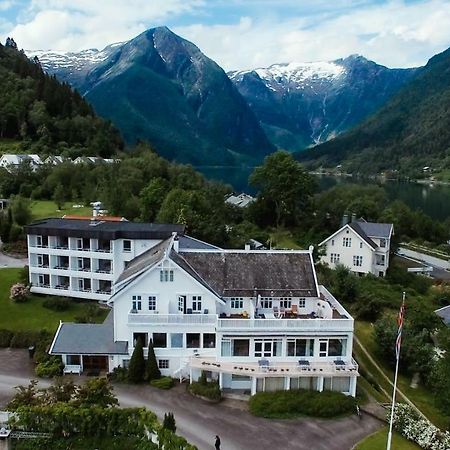Kringsja Hotel บาเลสตรันด์ ภายนอก รูปภาพ