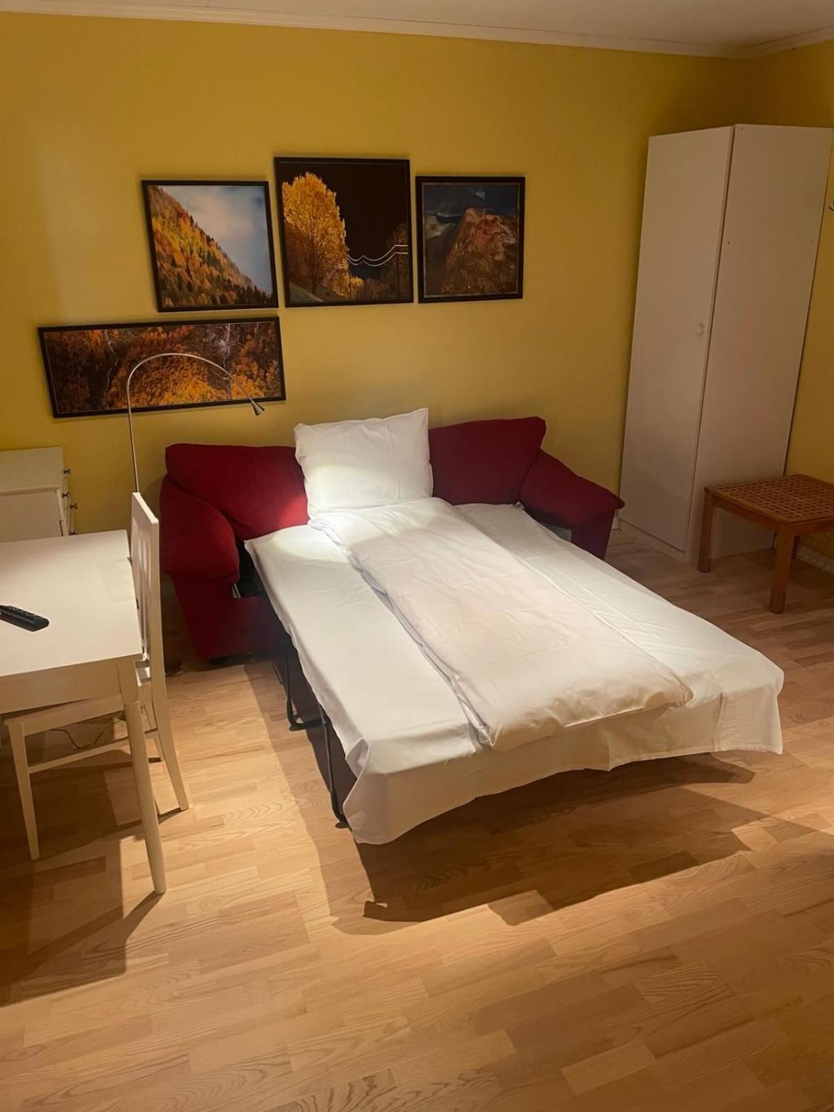 Kringsja Hotel บาเลสตรันด์ ภายนอก รูปภาพ