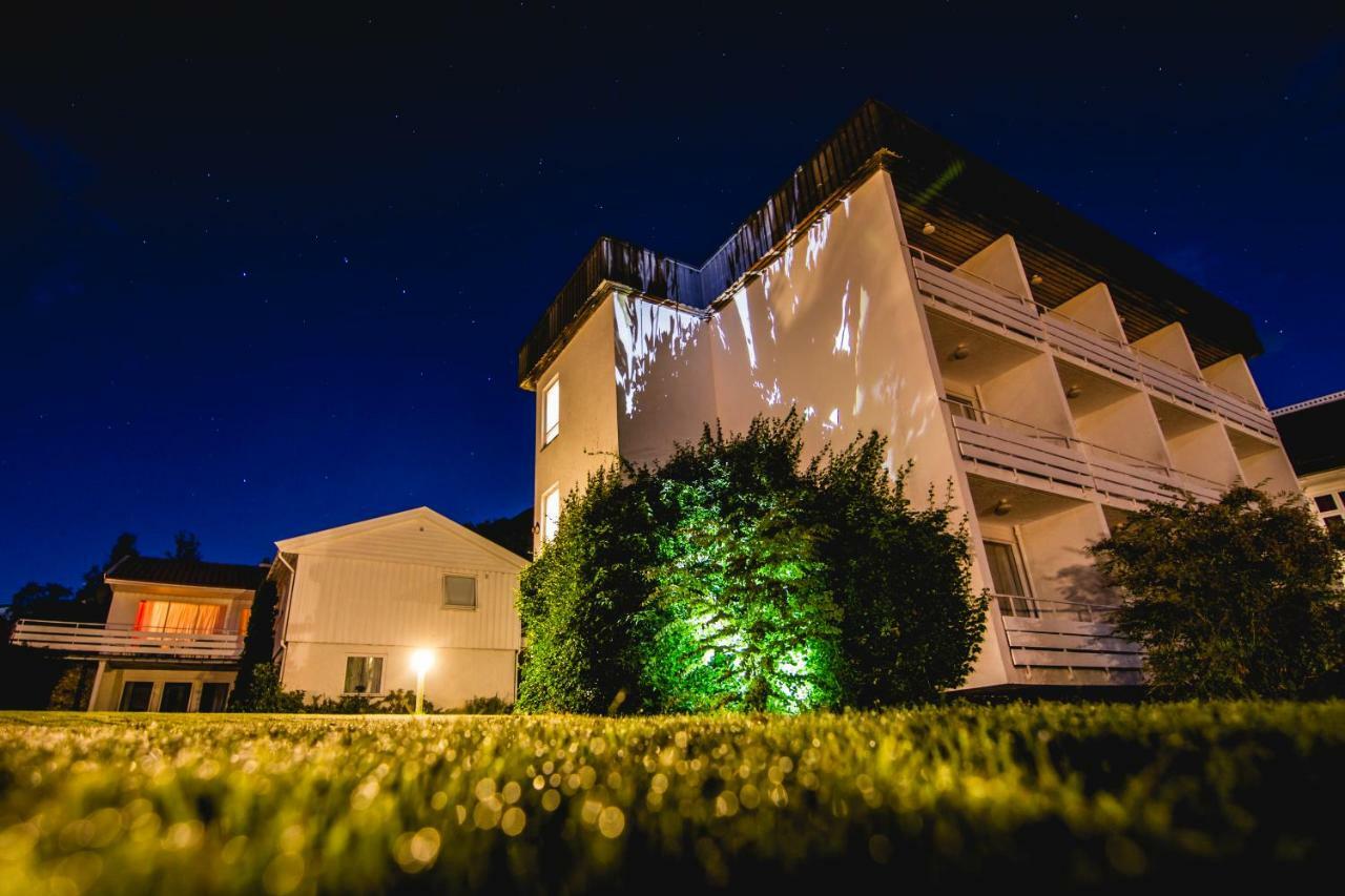 Kringsja Hotel บาเลสตรันด์ ภายนอก รูปภาพ