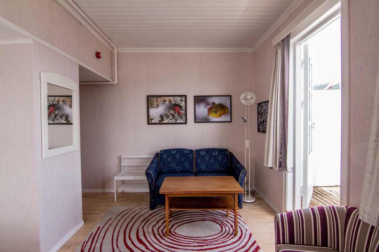 Kringsja Hotel บาเลสตรันด์ ภายนอก รูปภาพ
